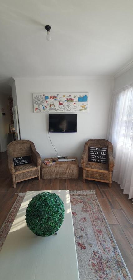 Aintree Farm Cottage ลางเงอบาน ภายนอก รูปภาพ